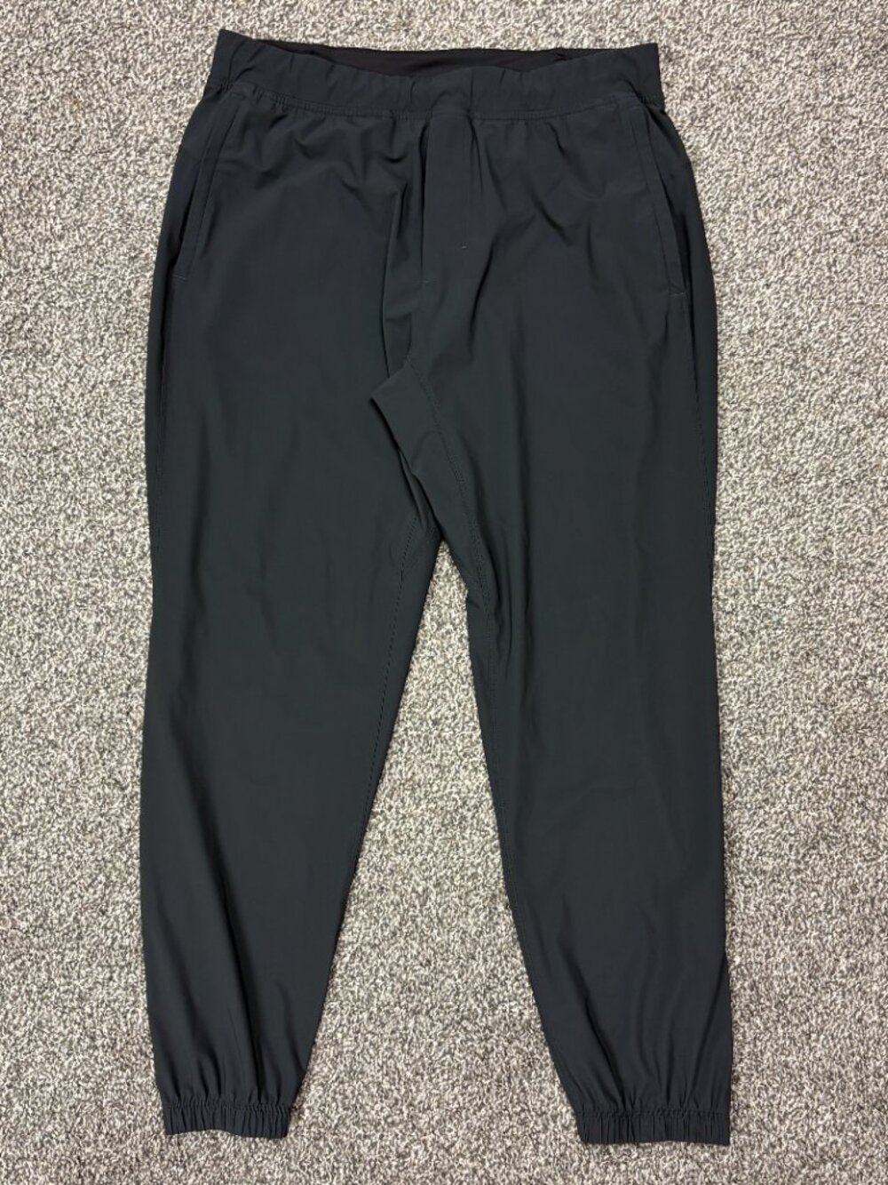 Lululemon Jogger Dark Grey, Size XL
